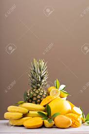 We did not find results for: Vielzahl Von Gelben Tropischen Fruchten Auf Dem Tisch Ananas Banane Mango Zitrone Melone Lizenzfreie Fotos Bilder Und Stock Fotografie Image 42029073