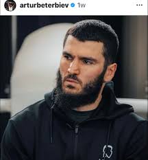 𝐑𝐄𝐏𝐎𝐑𝐓: Artur Beterbiev has called out Dmitry Bivol for not taking  the 3rd fight with him in Russia: "Our next fight was supposed to take  place in Russia. You know what we're