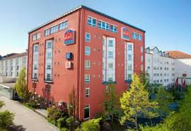 Our hotel is conveniently located in the city center just minutes from the central station, as well as several shops and restaurants. Star Inn Hotel Regensburg Zentrum By Comfort Hotel Overview