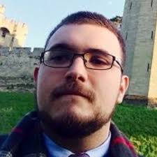 Fernando Moreira de Oliveira Domingues • ESPM