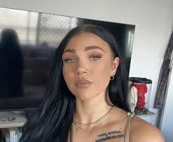 Jade Tyler's Instagram, Twitter & Facebook