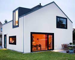 neue architektur familie liesaus ist es gelungen auf kleiner grundflache ein anspruchsvolles einfamilienhaus zu bauen foto f a s andreas pein dabonline architektur architektur haus haus architektur
