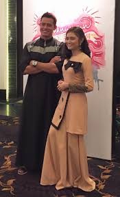 Zul ariffin ayda jebat berbalas ucapan. Media Hiburan Pasangan Serasi Hero Heroin Drama M A I D Zul Ariffin Ayda Jebat Facebook