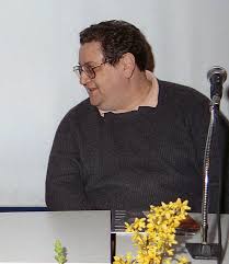 Film, serie tv, reality show, documentari, sport e tanto altro ancora. Vincenzo Mollica Wikipedia