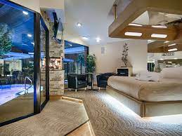 Hotel Deals At Sybaris Pool Suites Frankfort Il Suites Home Interior Decorating