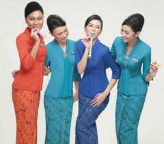 Garuda indonesia airlines flight attendants. 26 Airlines With The Best Cabin Crew Uniforms Seasia Co
