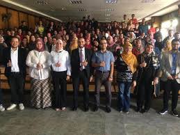تنسيق كلية حاسبات ومعلومات 2021 تعتبر كلية حسابات المعلومات من الكليات التي تحتاج إلى مستوى عال من الذكاء وتتميز بالطلاب المتميزين. ÙƒÙ„ÙŠØ© Ø§Ù„Ø­Ø§Ø³Ø¨Ø§Øª ÙˆØ§Ù„Ù…Ø¹Ù„ÙˆÙ…Ø§Øª