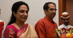 Maharashtra chief minister, uddhav thackeray addressing the media over the extension of coronavirus lockdown in maharashtra. Rashmi Thackeray Wife Of Uddhav Thackeray Appointed Editor Of Shiv Sena S Saamana