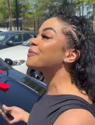 Frank asks an old friend to use his boat to dump the Hitman in water