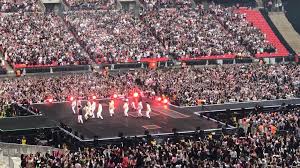 Wembley stadium london 1st 2nd june 2019. Bts Kjendis These Boys Have Choreographed Bts Finally They Got To Share Stage