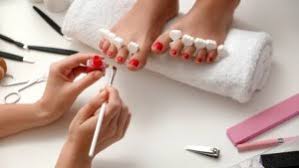Best pedicures near me has licensed staff and follow hygienic practices if you remain in the state of mind for something additional attempt longer treatments like a dead sea salt soak natural sugar scrub or cleansing clay masks. Best Nail Salons Near Me Open Now Mon Sun Get Long Nails