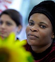 HÄLSA PÅ LIKA VILLKOR