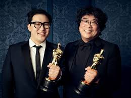 Han Jin Won And Bong Joon Ho Won The Academy Awards For Best Writing Original Screenplay For The Film Parasite In 2020