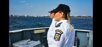 Împărați constantin și elena (volna) la activitățile în parcul central vor începe la ora 10.30 cu un program artistic oferit de ansamblurile participante la festivalul internațional de folclor. PoliÅ£ia De FrontierÄƒ SÄƒrbÄƒtoreste Ziua Marinei Romane Politia De Frontiera