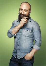 Faux Fuyants Turkish Actor Halit Ergenc Photographed By Murat Suyur For Gq Turkey Turkish Actors Handsome Celebrities Actors