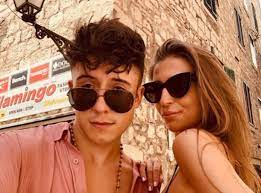 Find tour dates and live music events for all your favorite bands and artists in your city. Dawid Kwiatkowski Znow Rozkochal W Sobie Miliony Fanek Wystarczylo Jedno Zdjecie Newsbook