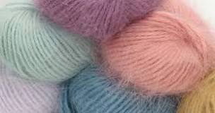 What is Angora Yarn? Discover Its Luxurious Qualities – HiCrochet