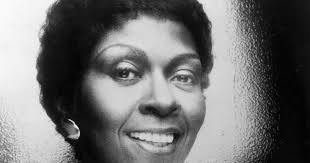 George Mendonsa dies; WWII sailor kissing nurse in Times Square from iconic  photo is dead at age 95