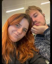 Me and my partner are soon to be psychology students at TiU, and (like  others here) we are desperately looking for a place to stay at. Budget  together is 1200 incl. Registration