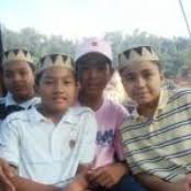 Lirik di pondok kecil mp3 & mp4. Di Pondok Kecil Lyrics Chords By Aeman