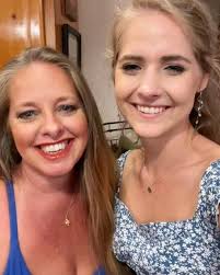 Like mother like daughter 😍😍😍