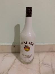 Malibu is ether served neat, on the rocks or used in mixed drinks. Malibu Caribbean Rum With Coconut Flavour 1l Food Drinks Beverages On Carousell