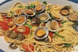 Grandi vini a prezzi low cost. Sapori Di Scoglio Profumo Di Mare Spaghetti Con Le Patelle Amma Cucena Food Travel Blog