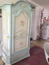 Shabby Vintage Susser Kleiderschrank Furs Madchenzimmer In Baden Wurttemberg Leonberg Kinderschrank Gebrauch Madchenzimmer Kinder Schrank Kinderschrank