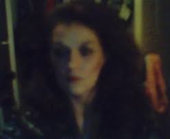 Lora Tuttle's Instagram, Twitter & Facebook