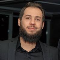 Ali Daoud's Instagram, Twitter & Facebook