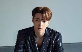 Exo • let us love. Exo Lay To Possibly Participate In Group S Comeback Don T Fight The Feeling Kpopstarz