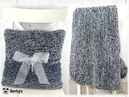 Weitere ideen zu decke stricken, stricken, stricken und häkeln. Strickanleitung Kissen Decke Kuscheltime