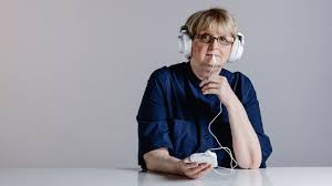 Now you can do it and no one will know who did it in the middle of class. Electric Shocks To The Tongue Can Quiet Chronic Ringing Ears Science Aaas