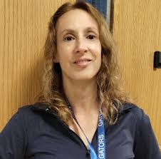 Elizabeth Desmond's Instagram, Twitter & Facebook