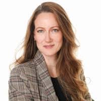 Jennifer Husk's Instagram, Twitter & Facebook