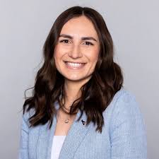 I am happy to share that I will be starting my career with Andersen  Construction this June! I will be working with the special projects  division, allowing me to experience some very