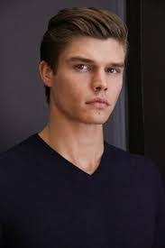 Jesse Gwin's Instagram, Twitter & Facebook