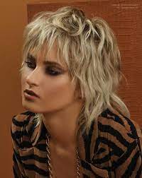 Best Short Shag Haircuts For Women October 2019 Short Shaggy Haircuts Short Shag Haircuts Short Shag Hairstyles