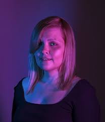 Listen to Andrea Del Sol’s 'A Million Dollars (I Will Be Waiting)' song