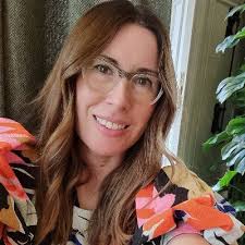 Lydia Howard's Instagram, Twitter & Facebook