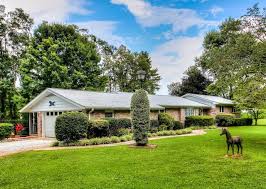 122 Edney St Hendersonville Nc 28792 Home For Sale And Real Estate Listing Realtor Com U00ae Great 122 Edney Real Estate Real Estate Listings Home Appraisal