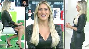Esposa de denílson descobre relação do jogador. Renata Fan Um Espetaculo Parte 1 Youtube