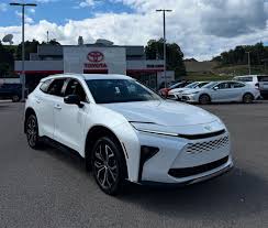 Image result for Oxygen White 2023 Crown