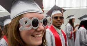 Enid Velez's Instagram, Twitter & Facebook