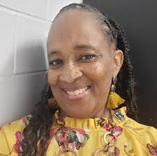 Terri Perry's Instagram, Twitter & Facebook