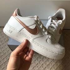 New Nike Rose Gold Air Force 1 Gs 4 5y 6w Nike Rose Gold Sneakers Rose Gold Nike Shoes Nike Gold