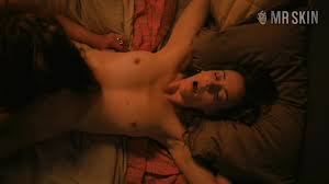 Watch steamy explicit bed scenes with alluring lady Mackenzie Davis