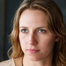 Traci Bishop's Instagram, Twitter & Facebook