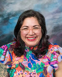 Catherine Hostetler's Instagram, Twitter & Facebook