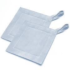 When it comes to pot holders, wirecutter suggests kitchn staffers have been fans of this suede oven mitt for years. Suede Handle Holders And Trivets Potholders Great Useful Stuff